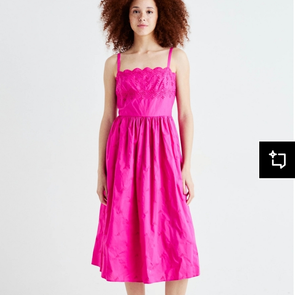 GAP Fuchsia Smocked Eyelet Design Dress Size Small Nwt
